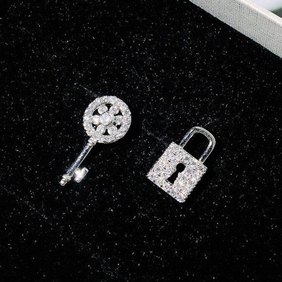 Bahati Jewelry - Sterling Silver Key Locket Cubic Zirconia Earrings